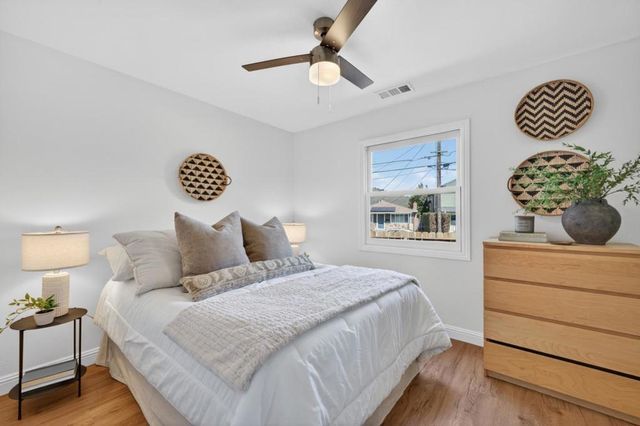 1012 Rio Vista Drive, Pacifica, CA 94044