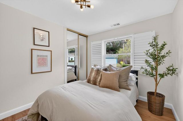 1012 Rio Vista Drive, Pacifica, CA 94044