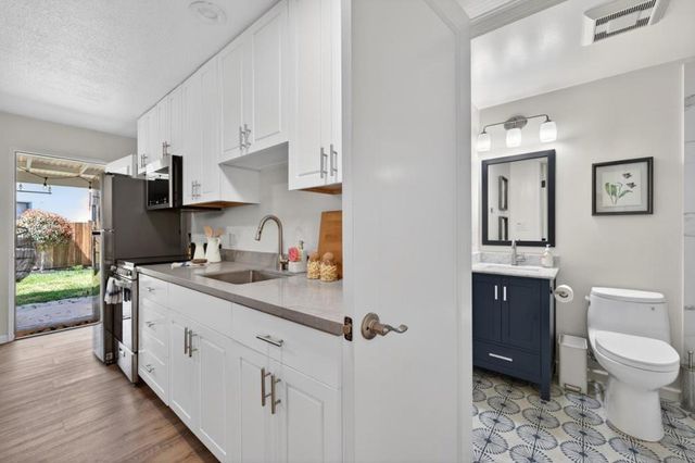 1012 Rio Vista Drive, Pacifica, CA 94044