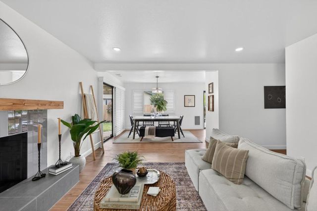 1012 Rio Vista Drive, Pacifica, CA 94044