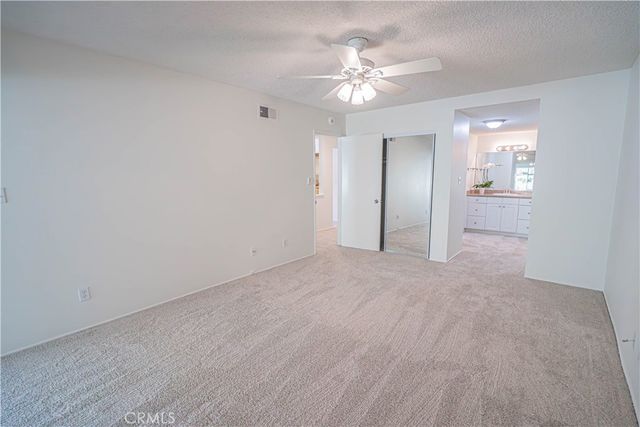 19433 Oak Crossing Road, Newhall, CA 91321