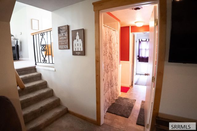2254 S Bellin Road, Idaho Falls, ID 83402