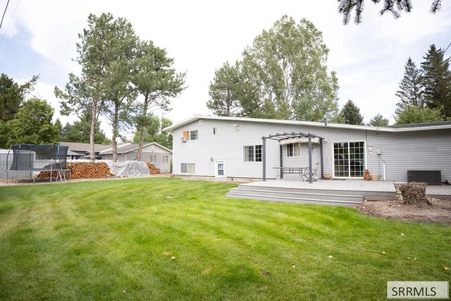 2254 S Bellin Road, Idaho Falls, ID 83402