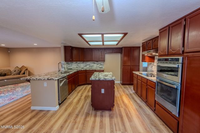 6360 Valley Wood Drive, Reno, NV 89523