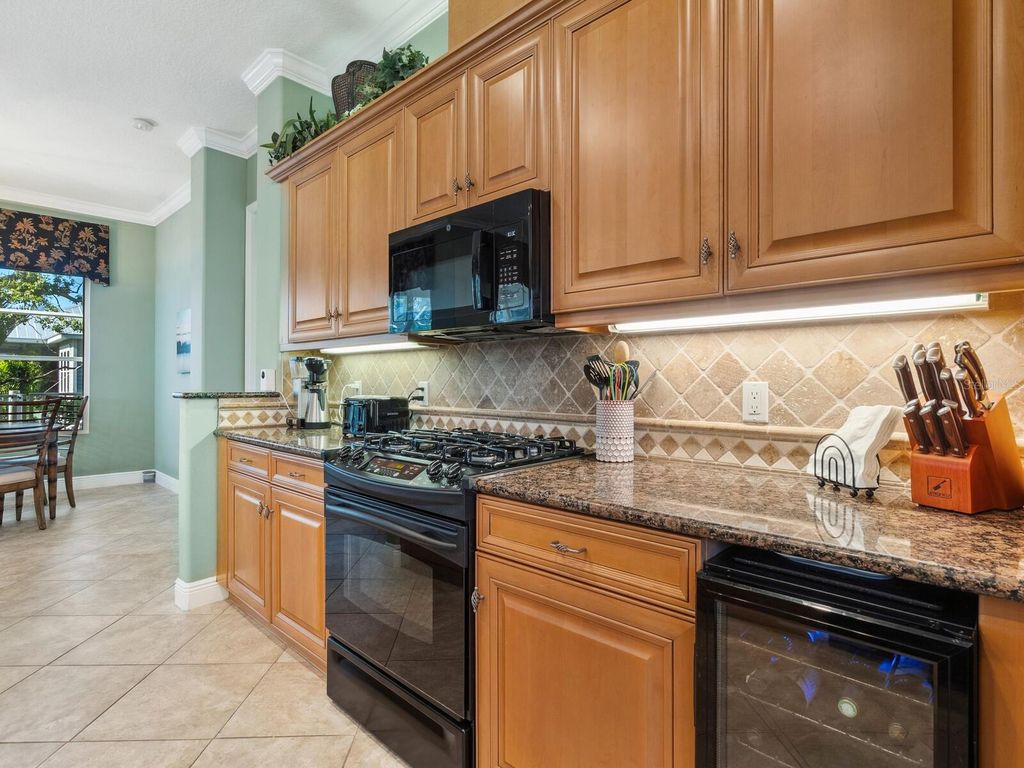 Image 17 of property listing at 12518 HARBOUR LANDINGS DRIVE, Cortez, FL 34215