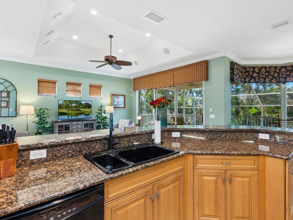 Image 18 of property listing at 12518 HARBOUR LANDINGS DRIVE, Cortez, FL 34215