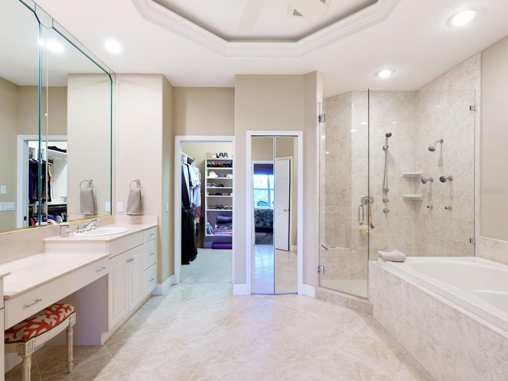 Image 25 of property listing at 12518 HARBOUR LANDINGS DRIVE, Cortez, FL 34215