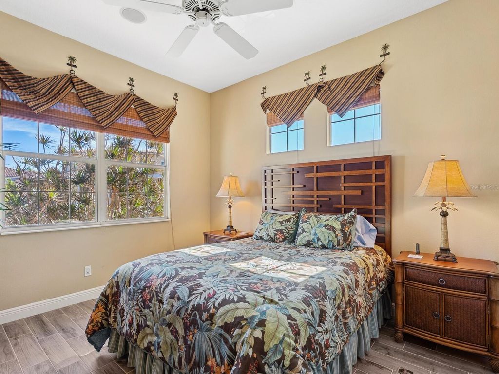 Image 34 of property listing at 12518 HARBOUR LANDINGS DRIVE, Cortez, FL 34215