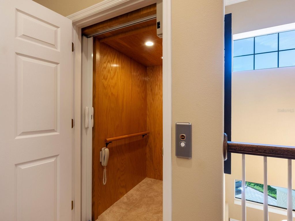 Image 35 of property listing at 12518 HARBOUR LANDINGS DRIVE, Cortez, FL 34215