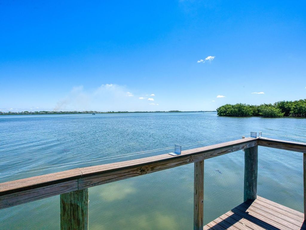 Image 52 of property listing at 12518 HARBOUR LANDINGS DRIVE, Cortez, FL 34215