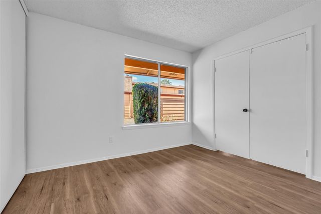 10387 Huntington Place Drive 387, Houston, TX 77099