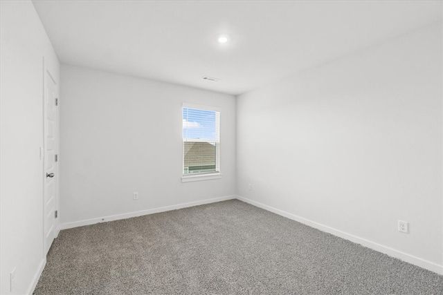 627 S Neon Avenue, Fayetteville, AR 72704