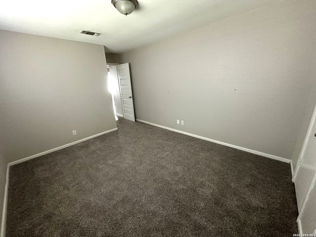 5022 CRESTWOOD DR, Schertz, TX 78108