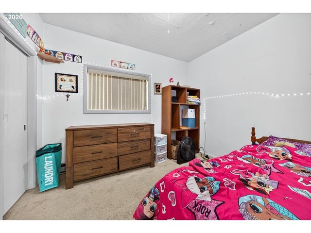1914 HAWTHORNE St, Forest Grove, OR 97116