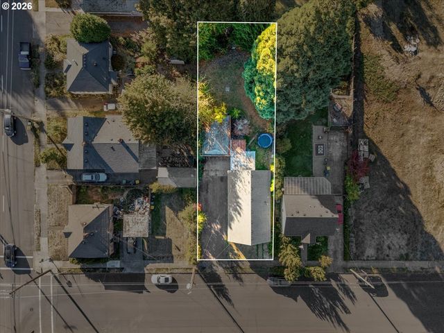 1914 HAWTHORNE St, Forest Grove, OR 97116