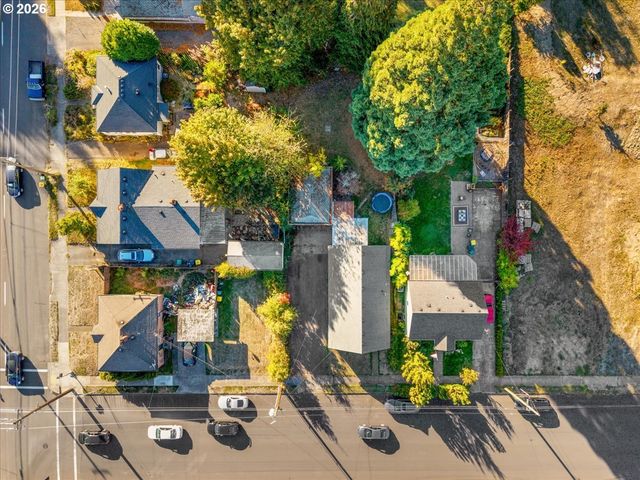 1914 HAWTHORNE St, Forest Grove, OR 97116