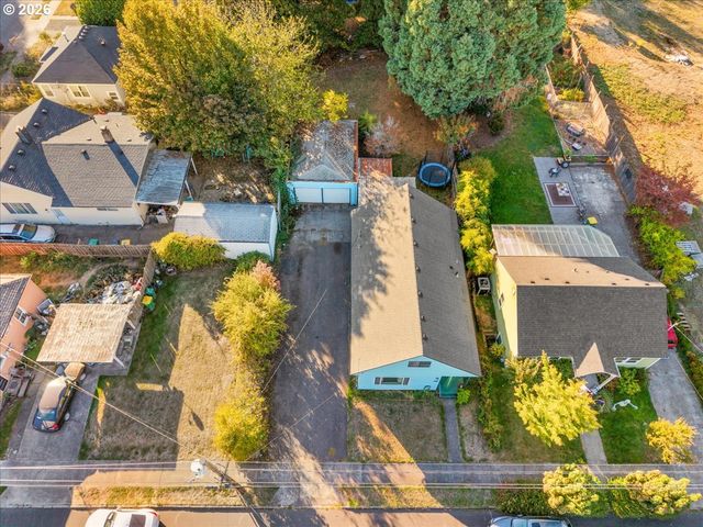 1914 HAWTHORNE St, Forest Grove, OR 97116