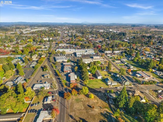 1914 HAWTHORNE St, Forest Grove, OR 97116