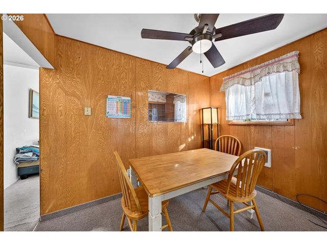 1914 HAWTHORNE St, Forest Grove, OR 97116