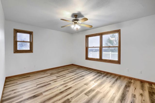 7030 Dahlgren Road, Chaska, MN 55318