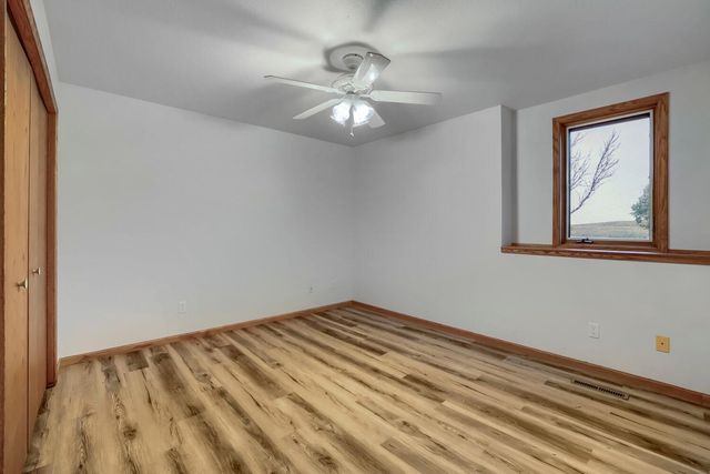 7030 Dahlgren Road, Chaska, MN 55318