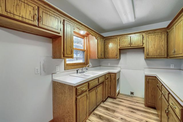 7030 Dahlgren Road, Chaska, MN 55318