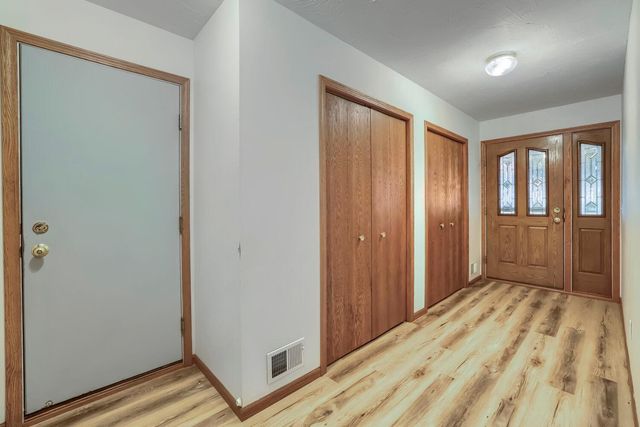 7030 Dahlgren Road, Chaska, MN 55318