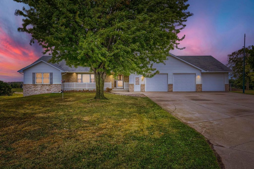 7030 Dahlgren Road, Chaska, MN 55318 — photo 4