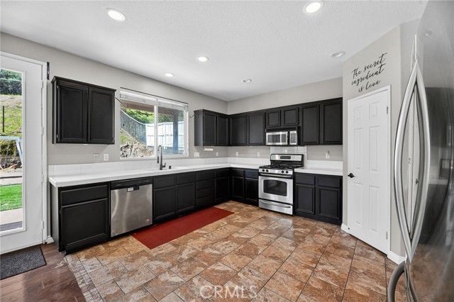 15145 Lighthouse Drive, Lake Elsinore, CA 92530