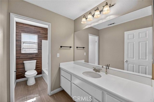 15145 Lighthouse Drive, Lake Elsinore, CA 92530