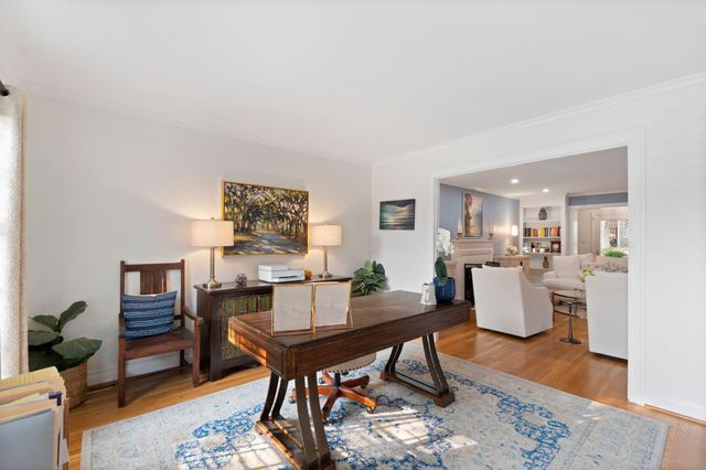 2197 Taborlake Circle, Lexington, KY 40502