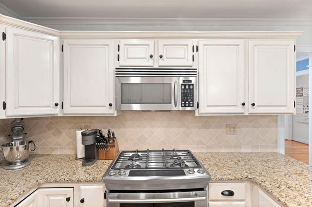 2197 Taborlake Circle, Lexington, KY 40502