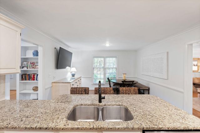 2197 Taborlake Circle, Lexington, KY 40502