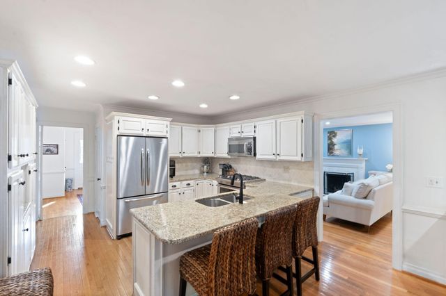 2197 Taborlake Circle, Lexington, KY 40502