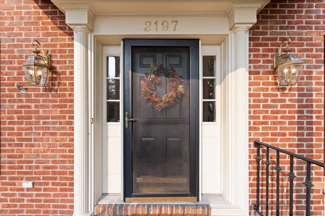 2197 Taborlake Circle, Lexington, KY 40502