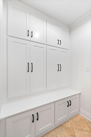 2197 Taborlake Circle, Lexington, KY 40502