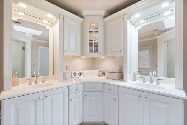 2197 Taborlake Circle, Lexington, KY 40502