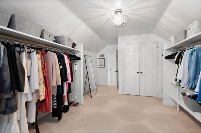 2197 Taborlake Circle, Lexington, KY 40502