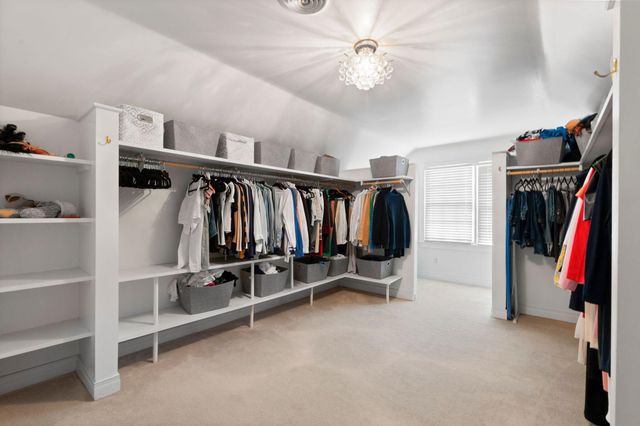 2197 Taborlake Circle, Lexington, KY 40502