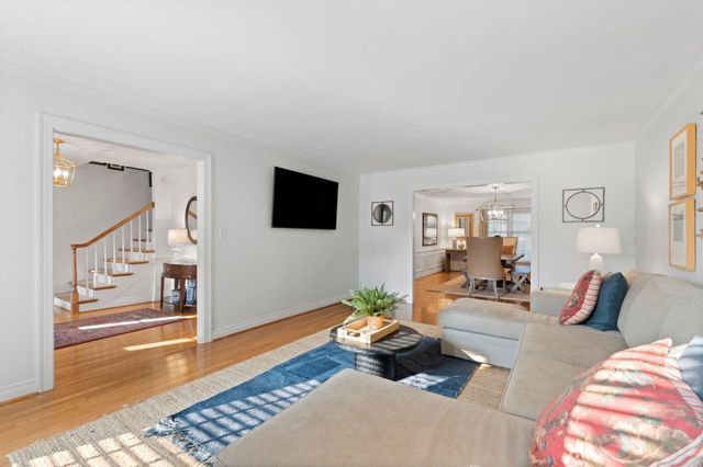 2197 Taborlake Circle, Lexington, KY 40502