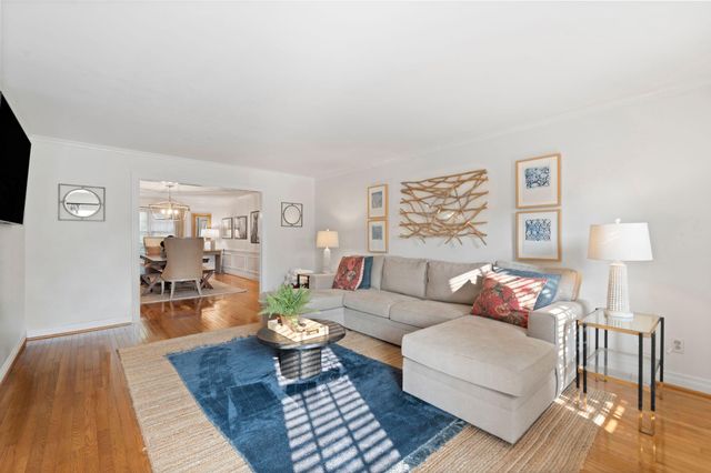 2197 Taborlake Circle, Lexington, KY 40502