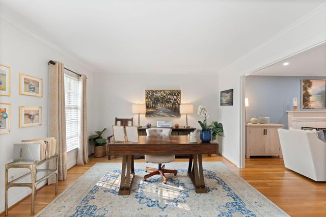 2197 Taborlake Circle, Lexington, KY 40502