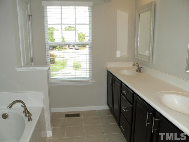 1975 Baldhead Island Drive, Apex, NC 27502