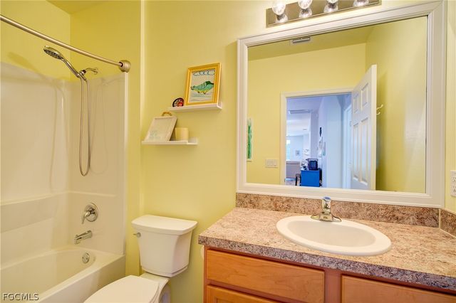 15216 Ligustrum LN, Alva, FL 33920