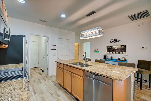 15216 Ligustrum LN, Alva, FL 33920