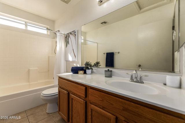 11566 W PURDUE Avenue, Youngtown, AZ 85363