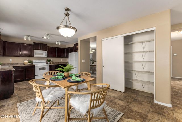 11566 W PURDUE Avenue, Youngtown, AZ 85363