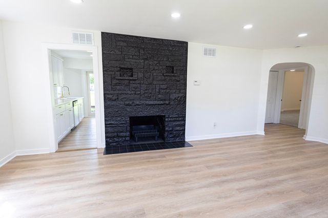 11105 W 105th Place, St. John, IN 46373