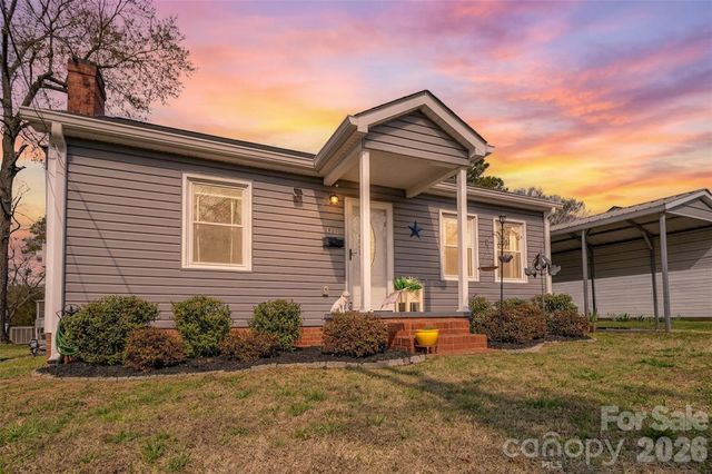 105 Hilltop Lane, Clover, SC 29710