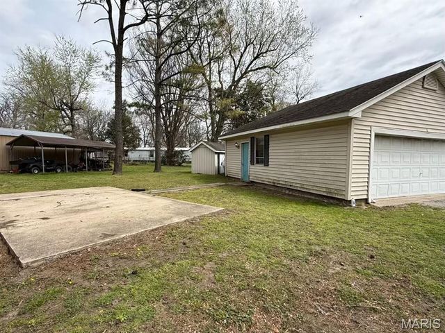 815 Wilson Avenue, Campbell, MO 63933